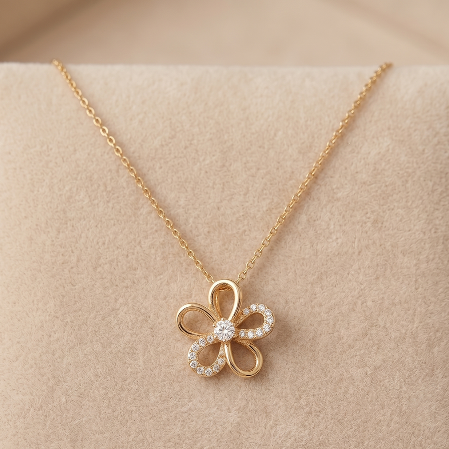Flower Pendant Clavicle Chain