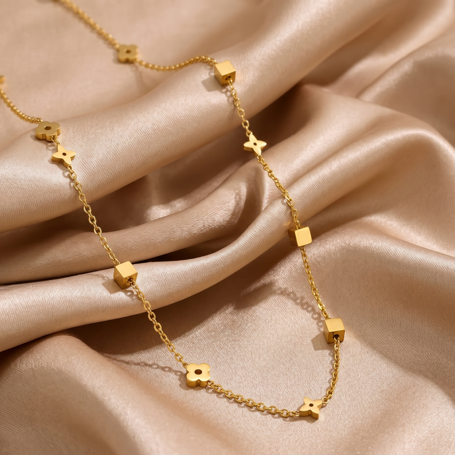 Dainty Geometric Clover Chain