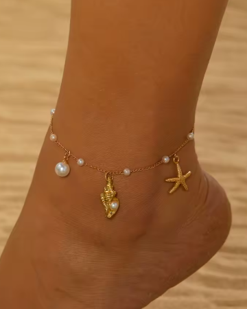 Gold Beach Charm Anklet