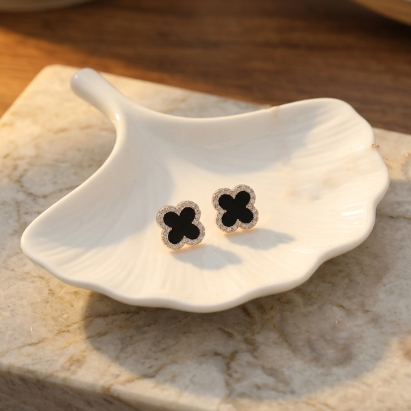 Minimalist Silver Pearl Stud Earrings