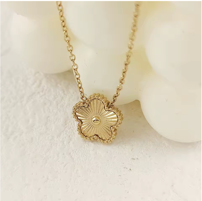 Flower Pendant Necklace Collection