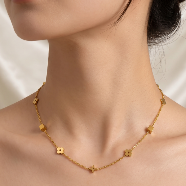 Dainty Geometric Clover Chain