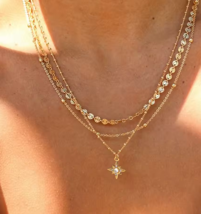Interlocking Twist & Smooth Layered Necklace