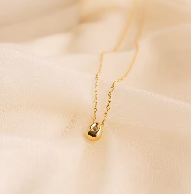 Gold Water Drop Pendant Necklace