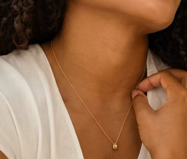 Gold Water Drop Pendant Necklace