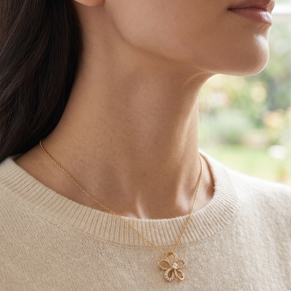 Flower Pendant Clavicle Chain
