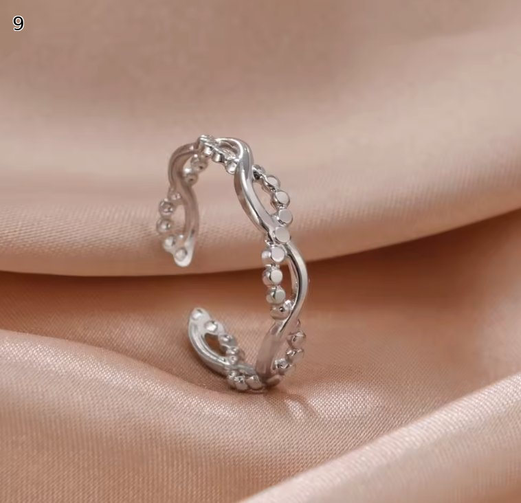 Minimalist Adjustable Ring Set