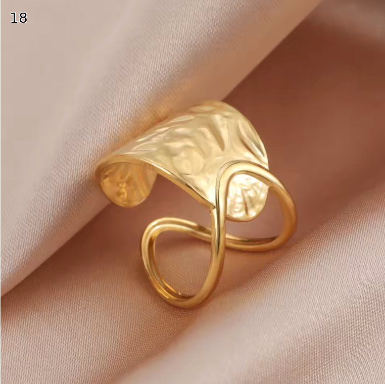 Minimalist Adjustable Ring Set
