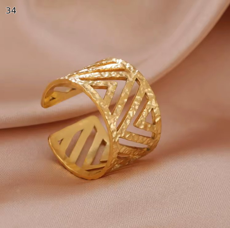 Minimalist Adjustable Ring Set