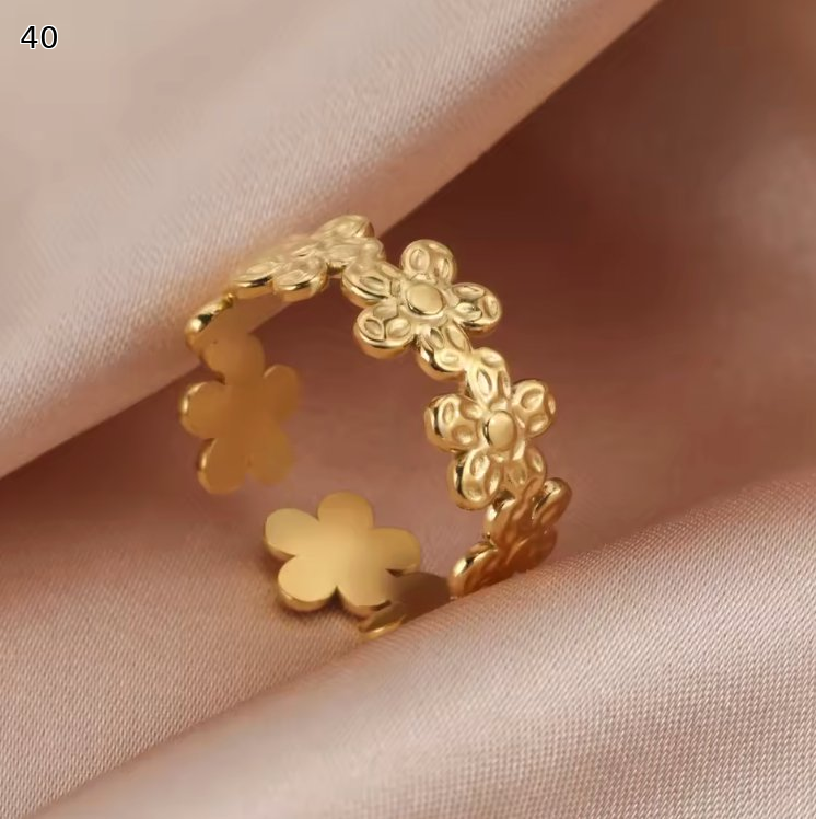 Minimalist Adjustable Ring Set